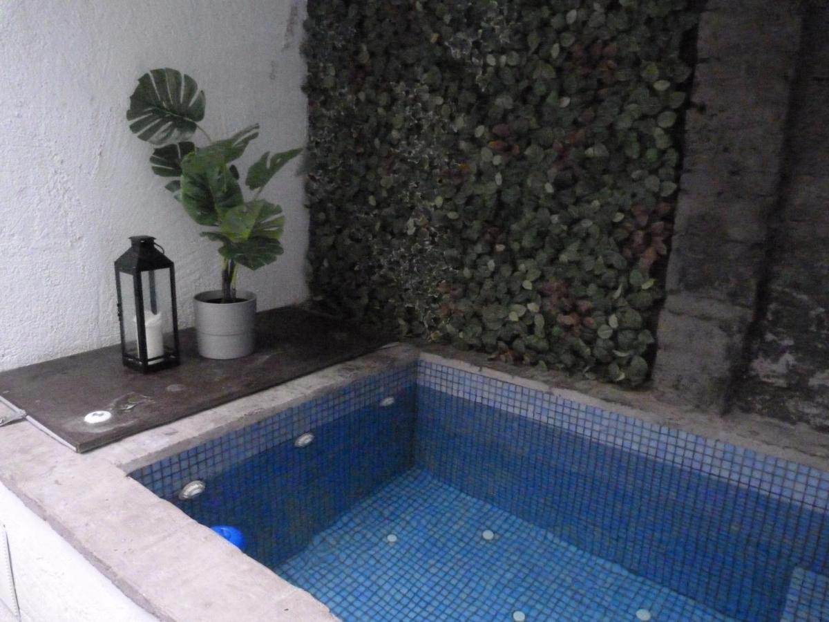 Pequeno Alojamiento Con Mini Piscina - No Climatizada Valencia Exterior foto